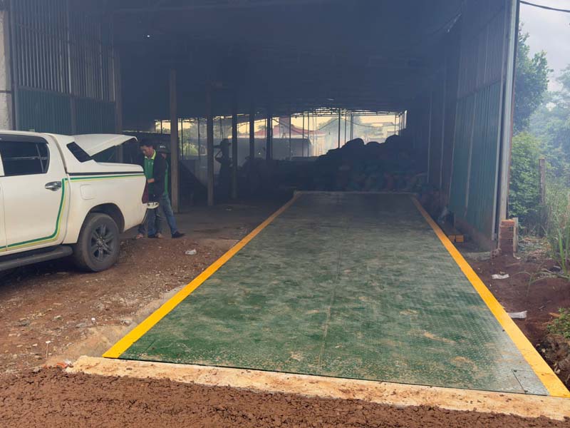 lắp đặt & bàn giao trạm cân xe ô tô 3m x 10m, tải trọng 80 tấn 