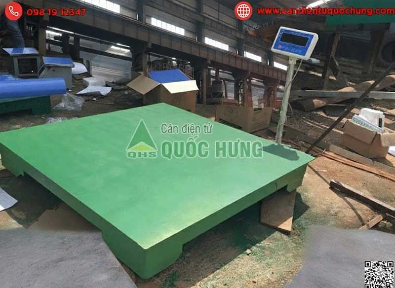 Cân Bàn Tấn quốc hưng