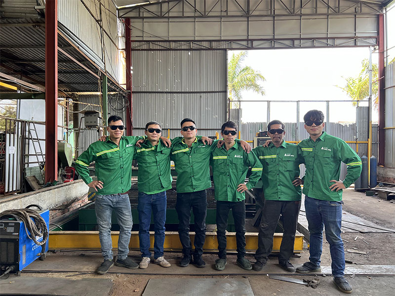Tuyển Dụng Lao Động Phổ Thông Làm Việc Tại Xưởng Cơ Khí